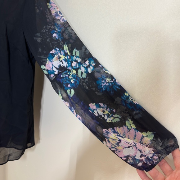 Apt. 9 || Women’s Black Floral Baloon Sleeve Blouse size XL - Picture 5 of 9